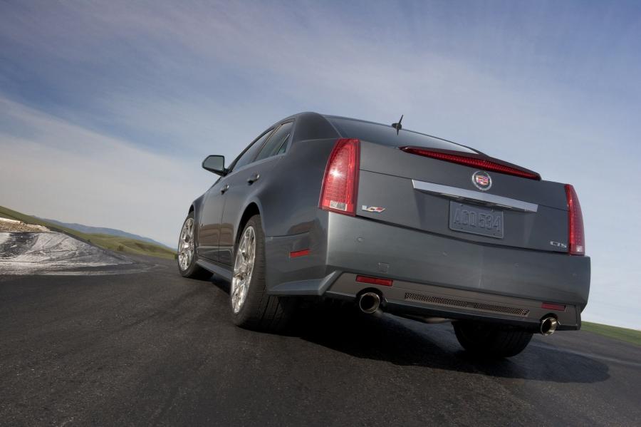  Cadillac CTS-V Coupe 2010 года  (фото 51 из 315)
